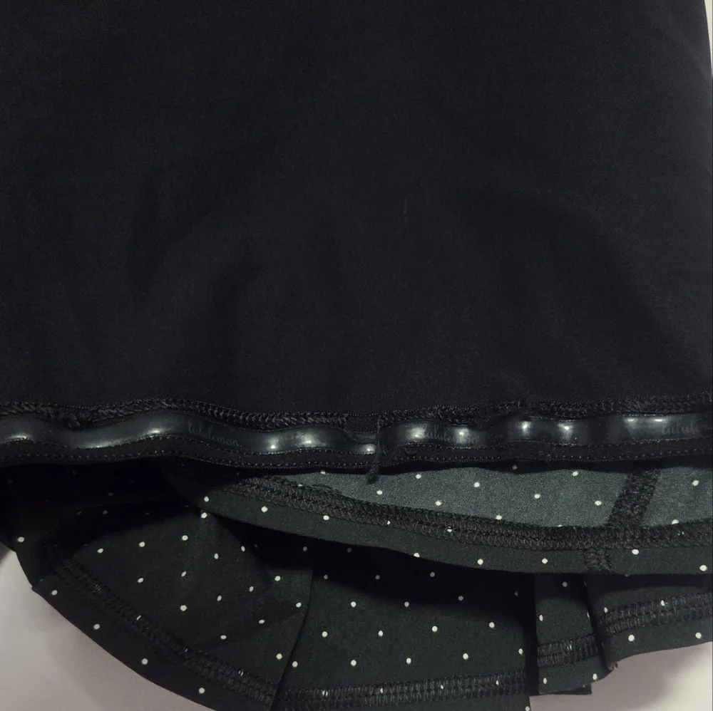 Lululemon Athletica Black and White Skater Mini Skirt - Picture 9 of 10